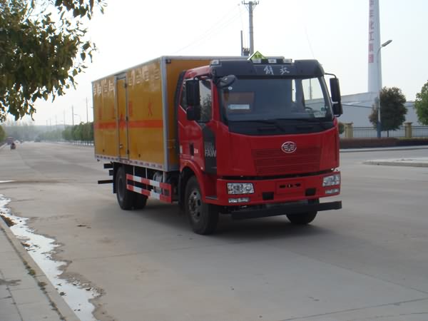 JDF5160XQYC4爆破器材运输车燃油公告图片2