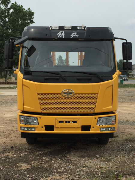 ACQ5168TDPV低平板运输车燃油公告图片1