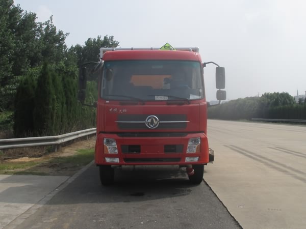 JDF5161XQYDFL4爆破器材运输车燃油公告图片1