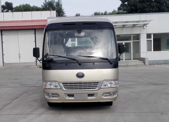 ZK6710Q1客车燃油公告图片1