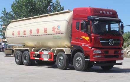 CLW5310GFLZ4低密度粉粒物料运输车燃油公告图片2