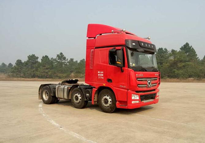 NXG4250D5WB半挂牵引车燃油公告图片2