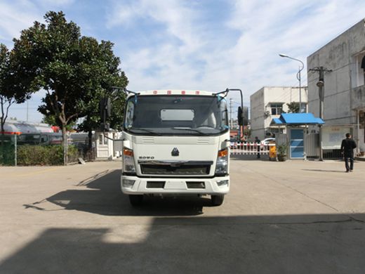 SLS5120GYYZ4运油车燃油公告图片1