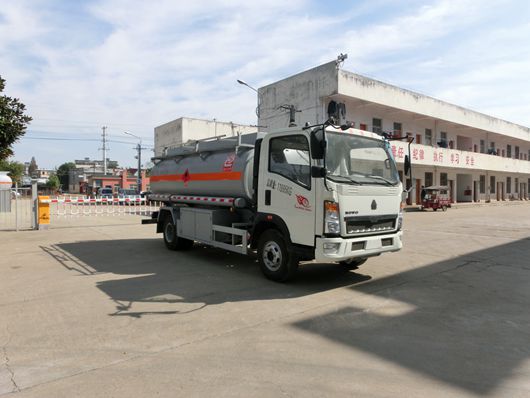 SLS5120GYYZ4运油车燃油公告图片2