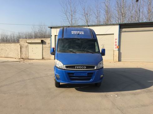NJ5044XXY5C厢式运输车燃油公告图片1