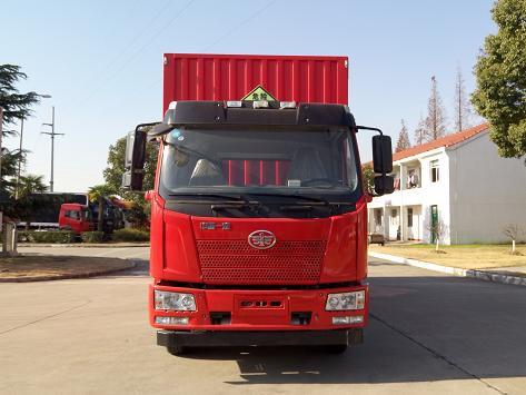 FXC5160XRYP62L4E4易燃液体厢式运输车燃油公告图片1