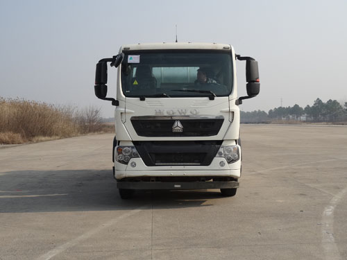 ZZ5257GJBN27CGD1混凝土搅拌运输车燃油公告图片1