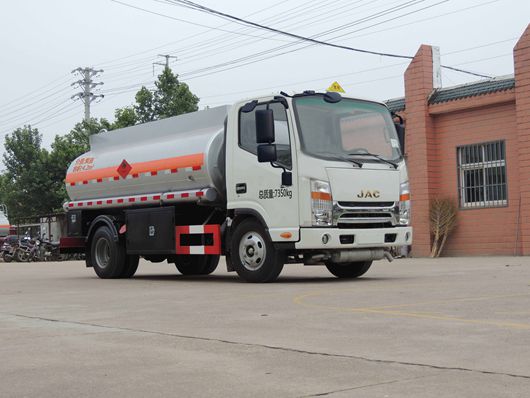 SLS5070GJYJ4加油车燃油公告图片2