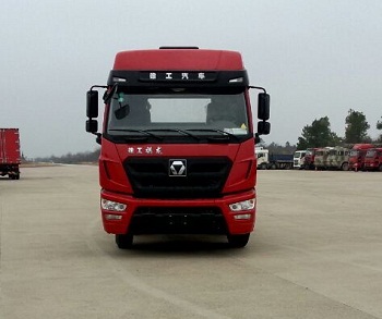 NXG4250D5KB半挂牵引车燃油公告图片1