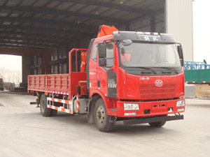 CSJ5165JSQ5随车起重运输车燃油公告图片2