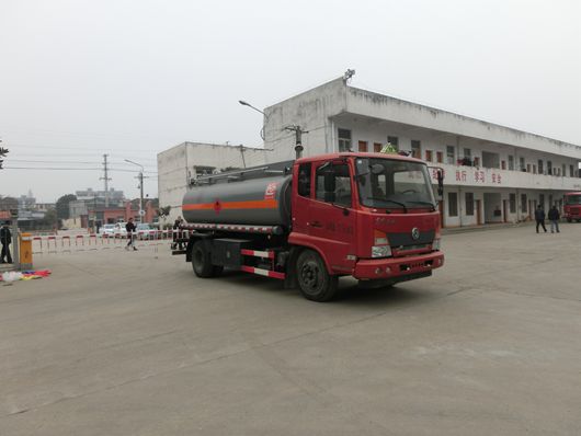 SLS5140GJYE5加油车燃油公告图片2