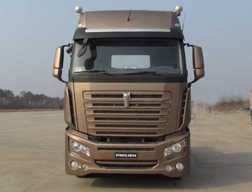 LFJ4251PCG1牵引汽车燃油公告图片1