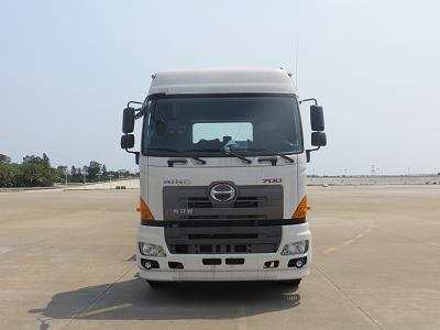 YC4251SS1EK4牵引汽车燃油公告图片1