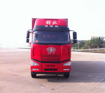 CA5310XXYP66K2L7T4E5厢式运输车燃油公告图片1