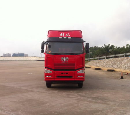 CA5310CCYP66K24L7T4E5仓栅式运输车燃油公告图片1