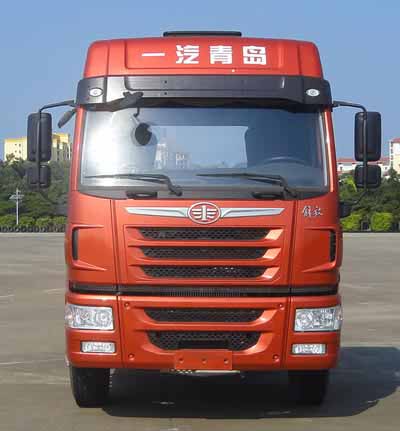 CA4163P1K15E5A80平头柴油牵引车燃油公告图片1