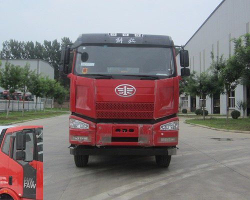 HCL3310CAV43P8J4平板自卸车燃油公告图片1
