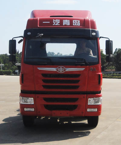 CA4252P1K15T3E5A80平头柴油牵引车燃油公告图片1