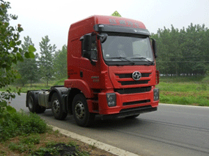 CQ4256ZTVG273U危险品运输半挂牵引车燃油公告图片2