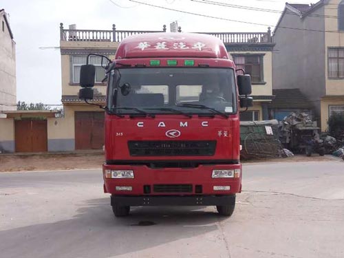 HN4180B37C6M5牵引汽车燃油公告图片1