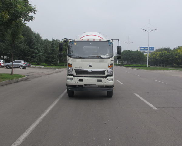 SDZ5167GJB38混凝土搅拌运输车燃油公告图片1