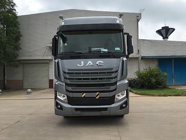 HFC4252P13K8E33S3V牵引汽车燃油公告图片1