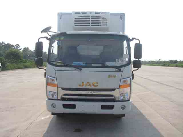 ZJL5081XLCH5冷藏车燃油公告图片1