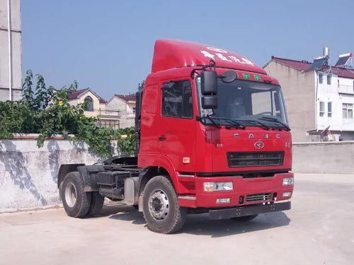HN4180B37C6M5牵引汽车燃油公告图片2