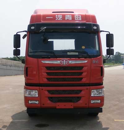 CA4186P2K15E5A80平头柴油牵引车燃油公告图片1