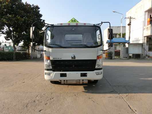 SLS5080GJYZ5加油车燃油公告图片1