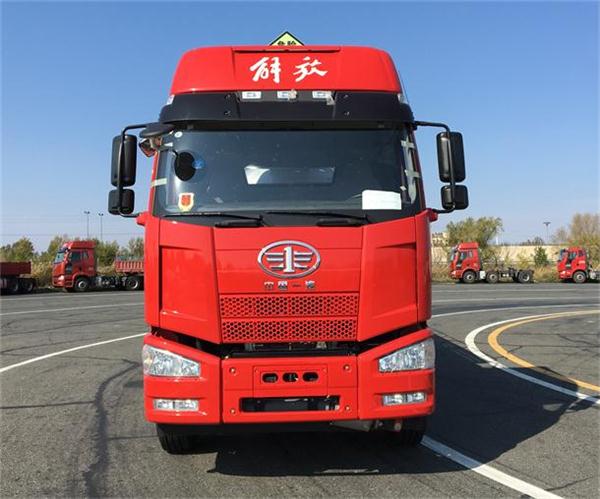 DD5311GFW腐蚀性物品罐式运输车燃油公告图片1