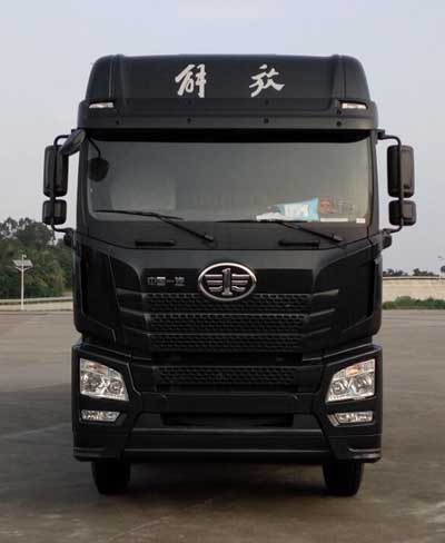 CA5310XXYP25K2L7T4E5A80厢式运输车燃油公告图片1
