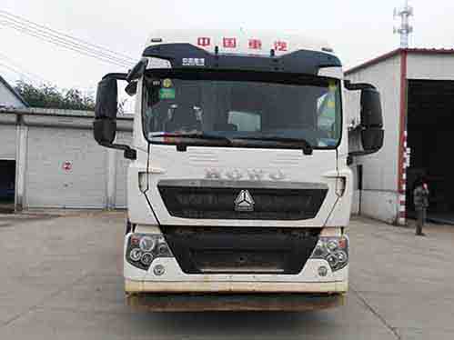 ZZ5187XXYN711GE1厢式运输车燃油公告图片1