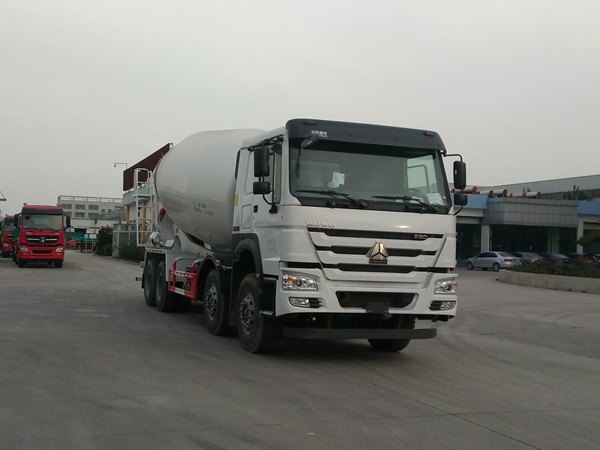 XT5310GJBZZE2混凝土搅拌运输车燃油公告图片2