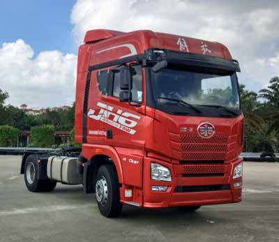 CA4180P25K24E5平头柴油牵引车燃油公告图片2