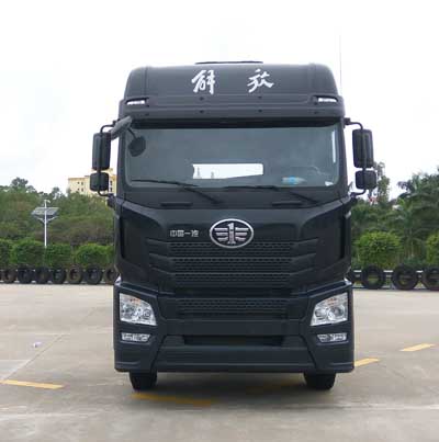 CA4180P25K24E5平头柴油牵引车燃油公告图片1