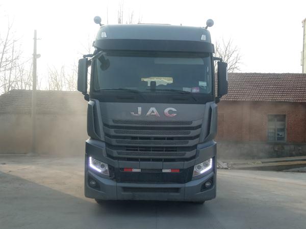 HFC4252P13K7E33S7V牵引汽车燃油公告图片1