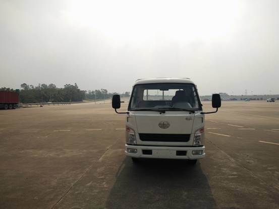 CA1040K3LE5载货汽车燃油公告图片1