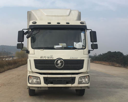 SX5180XXYLA5012厢式运输车燃油公告图片1