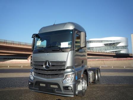 Actros 2645 6X4半挂牵引车燃油公告图片2