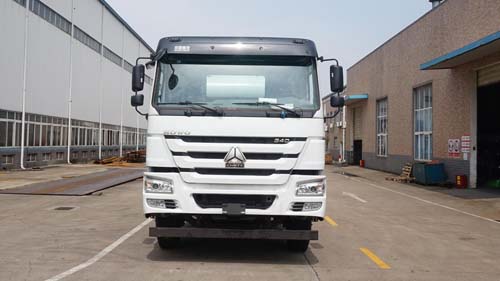 LG5252GJBZ5混凝土搅拌运输车燃油公告图片1
