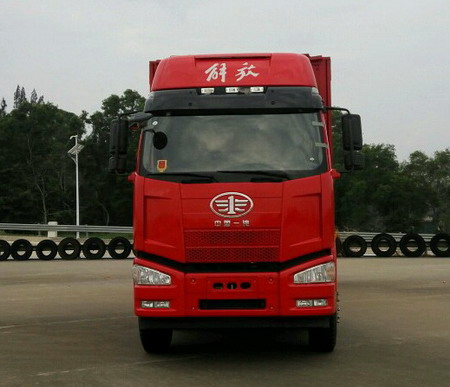 CA5310XYKP63K2L6T4E5翼开启厢式车燃油公告图片1