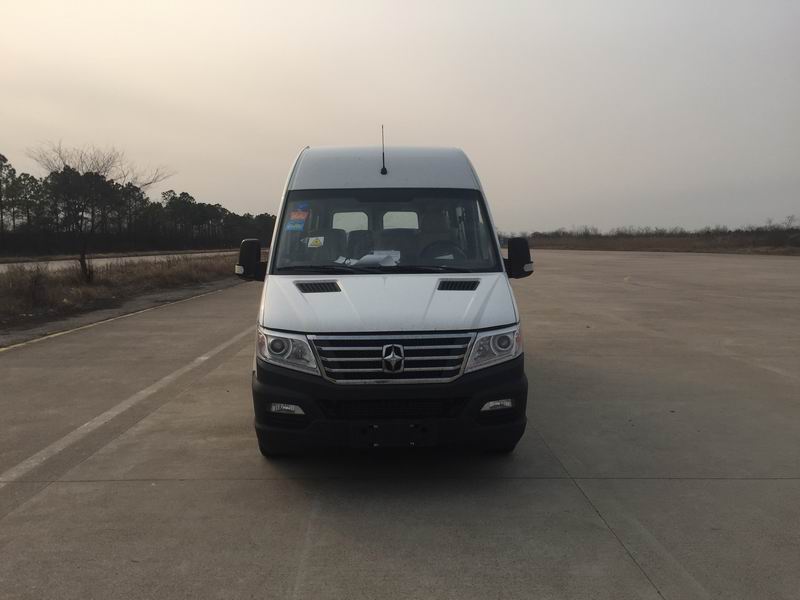 YBL6711QYP客车燃油公告图片1
