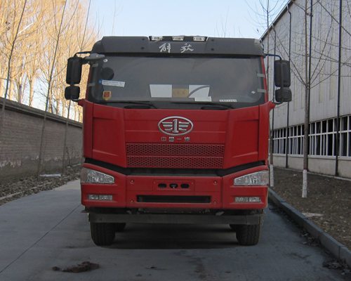 HCL3310CAV47P8J5平板自卸车燃油公告图片1