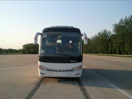 XMQ6859Y3客车燃油公告图片1
