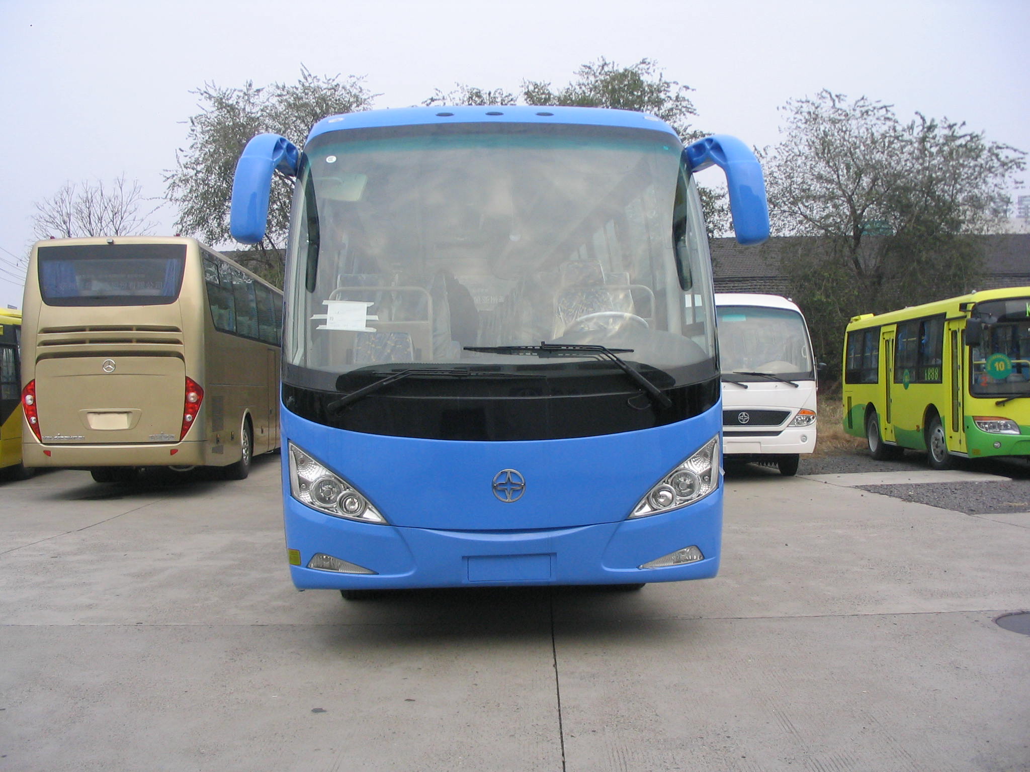 JS6971H2客车燃油公告图片1