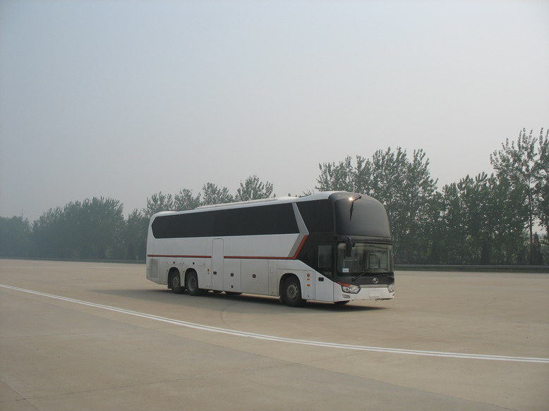 XMQ6140Y8客车燃油公告图片2
