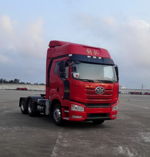 CA4250P66K24T2A1E5平头柴油半挂牵引汽车燃油公告图片2