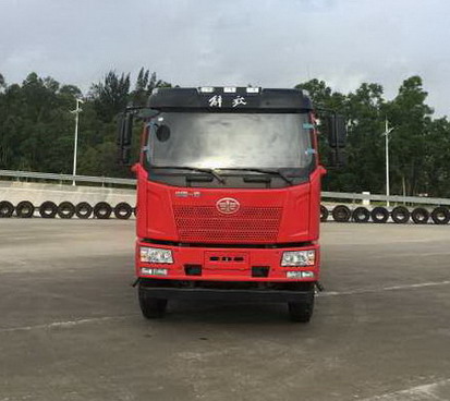 CA1250P62K1L5T3E5平头柴油载货汽车燃油公告图片1