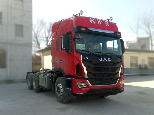 HFC4251P12K7E33S3V牵引汽车燃油公告图片2